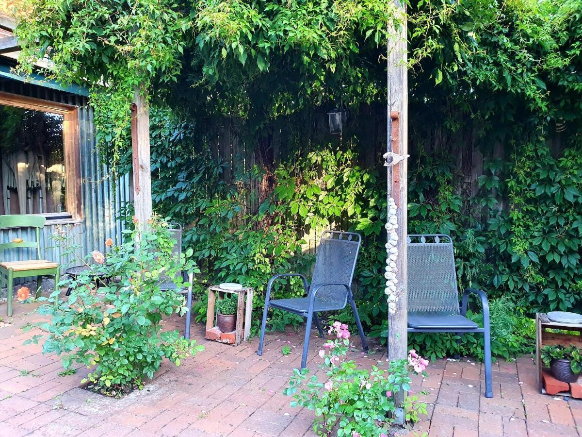 Bed and Breakfast Schmiede1860 Gross Dratow Esterno foto