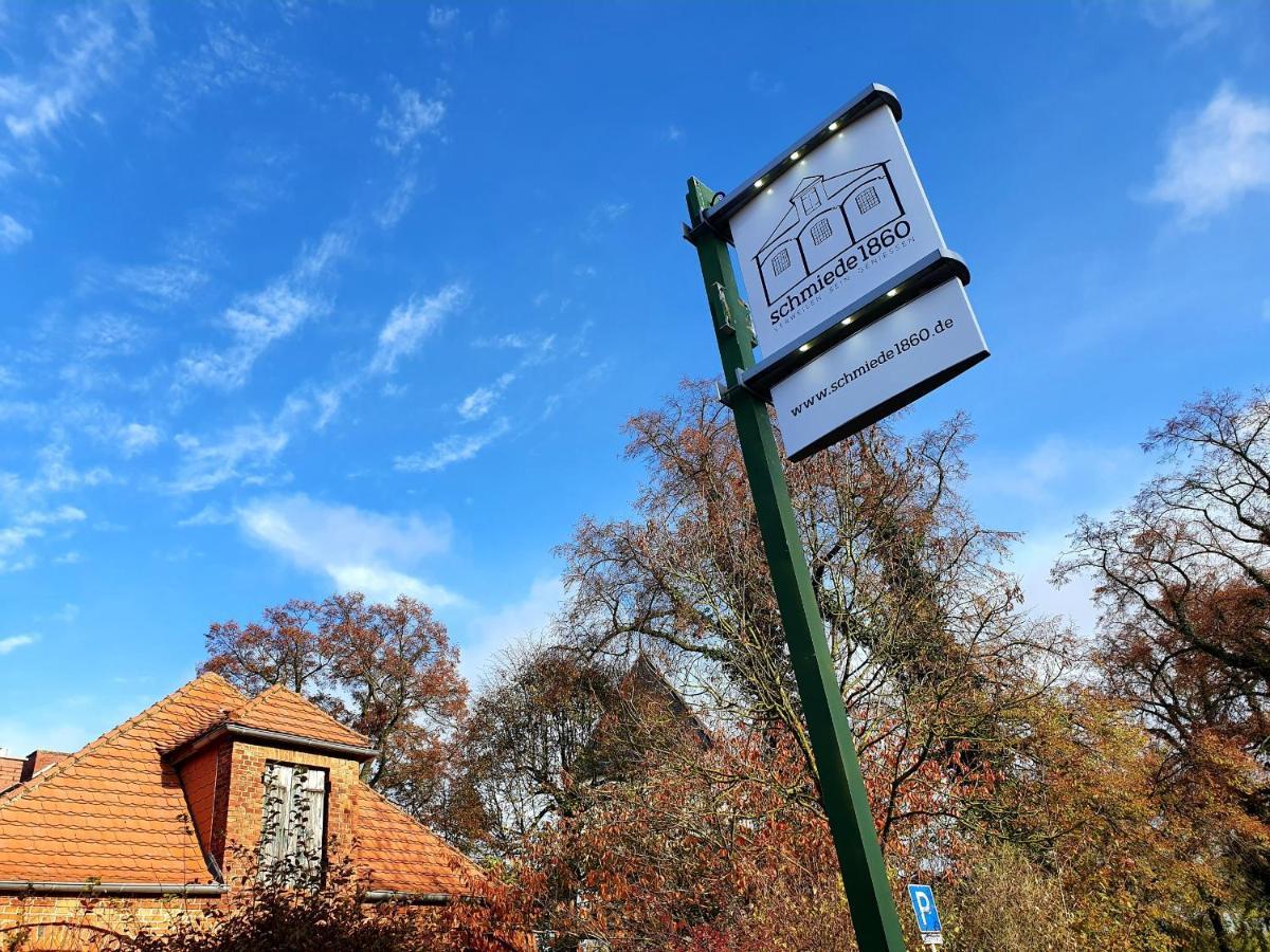 Bed and Breakfast Schmiede1860 Gross Dratow Esterno foto